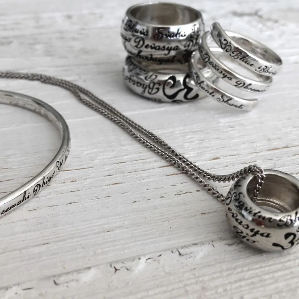 bracciale_rigido_atman__b_1.webp Bracciali*Spadarella Gioielli Bracciale rigido Atman - BR520