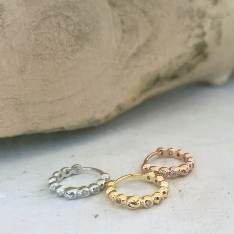 Bracciali | Orecchini*Spadarella Gioielli Orecchini a cerchio con zirconi - OR835