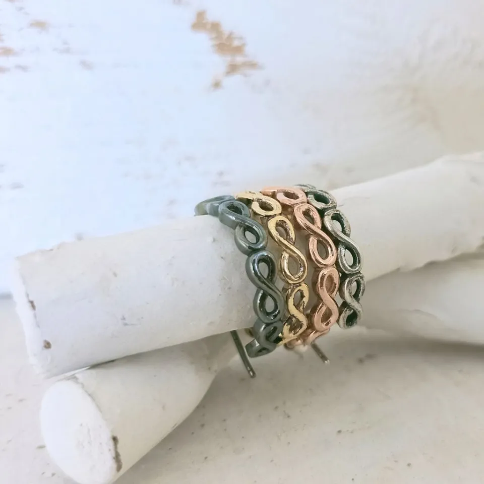 Bracciali | Orecchini*Spadarella Gioielli Orecchini cerchietto infinito - OR790